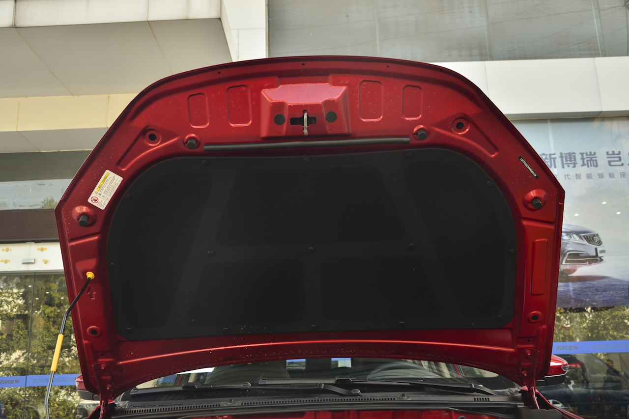 2018款吉利远景S1 1.4T自动锋睿型