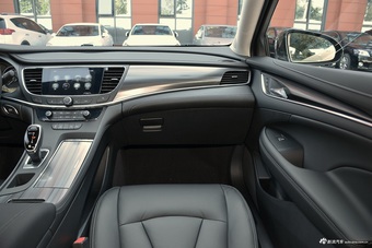 2016款君越改款2.0T自动精英型28T