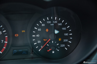 2015款海马福美来1.5T自动悦尚型