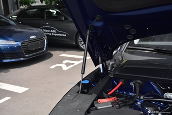 2018款奥迪Q5L 2.0T自动45 TFSI尊享风雅型