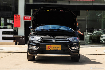 2016款众泰SR7 1.5T自动魔方之心版图片