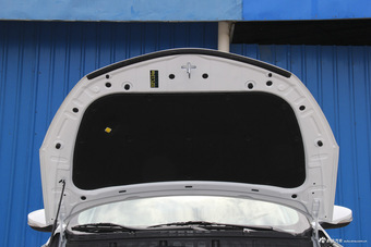 2016款悦翔V7 1.6L手动乐享型国V