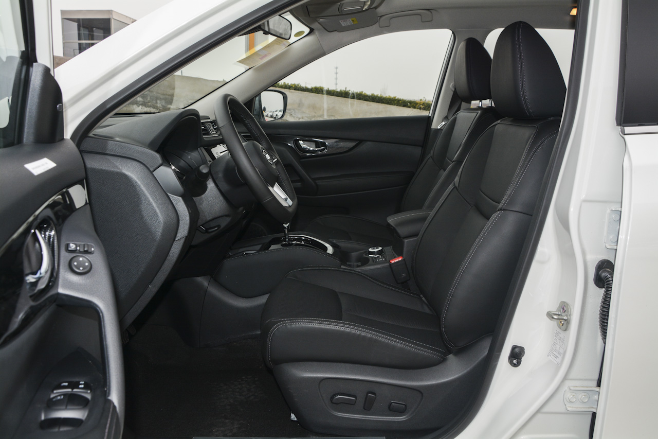 2017款奇骏2.5L自动CVT豪华版 4WD