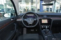 2019款迈腾2.0T自动330TSI DSG尊贵型