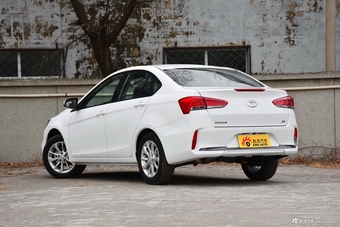 2019款东南A5翼舞 1.5L手动豪华版国V