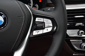 2018款宝马5系2.0T自动525Li 豪华套装