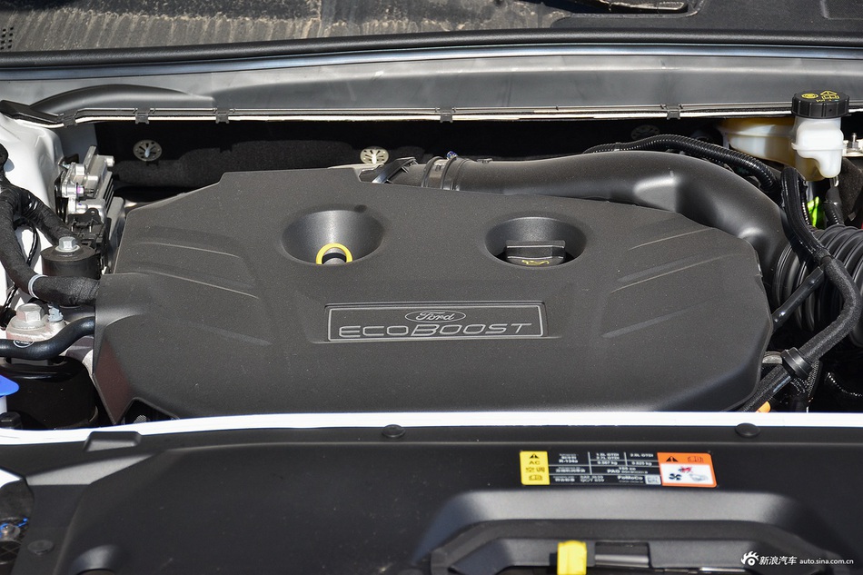 2017款福特金牛座 2.0T自动EcoBoost 245 旗舰型