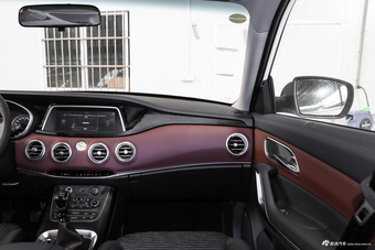 2017款瑞风S7 2.0T手动舒适型