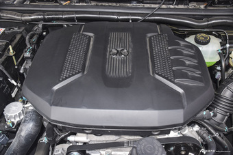 2016款北京BJ40L 2.3T自动四驱尊享版