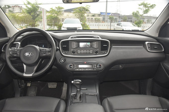 2016款索兰托L 2.2T自动柴油4WD定制版5座国IV