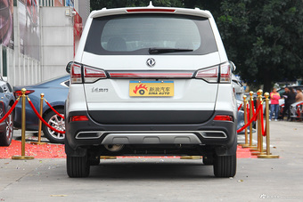 2016款风行SX6 2.0L手动尊享型