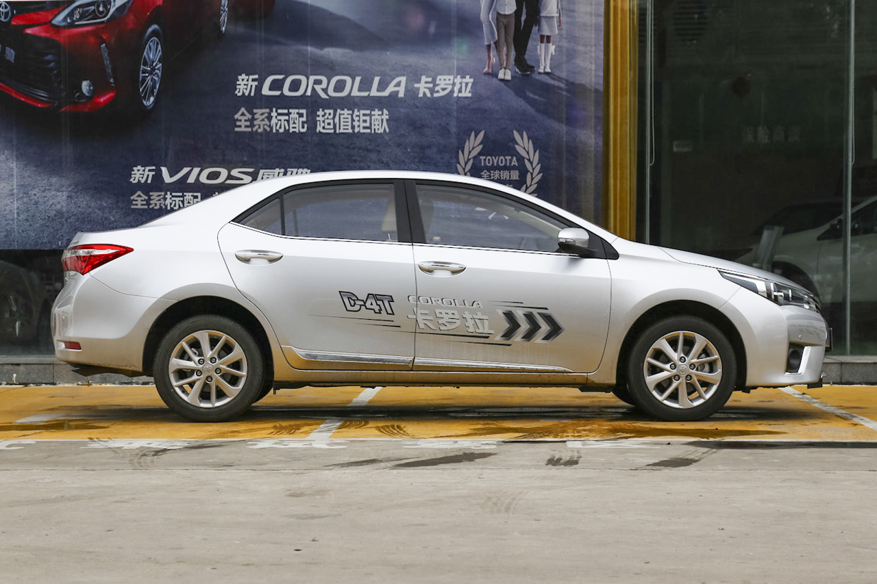 2017款卡罗拉1.2T自动GL-i真皮版