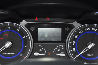 2016款悦翔V7 1.6L自动乐享型国V