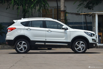 2017款海马S5强动力版1.5T自动旗舰型