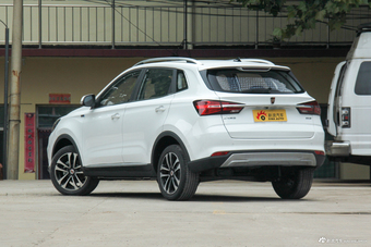 2018款荣威RX3 1.6L手动精英版