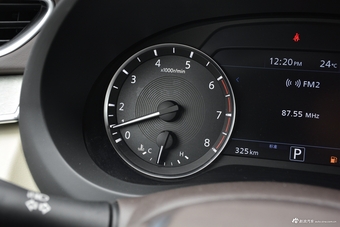 2018款英菲尼迪QX50 2.0T自动四驱旗舰版