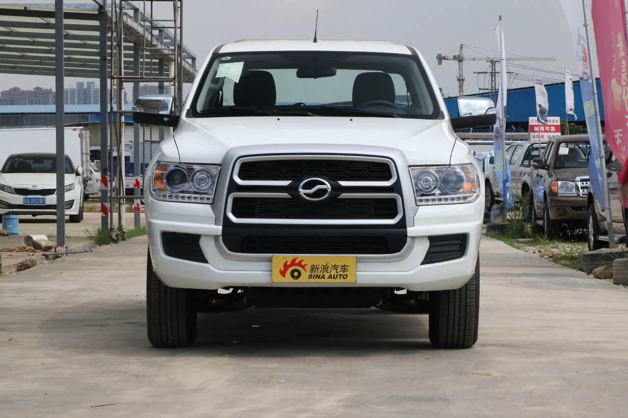 2018款领主2.5T手动柴油超享版两驱舒适型标双SD4V25R-100