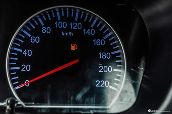 2016款 拓陆者 2.8T E5 柴油两驱精英版ISF2.8