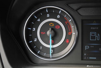 2014款V6菱仕1.5T手动智控版