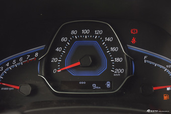 2016款锐3 1.6L手动智享型