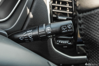 2016款远景SUV 1.3L自动豪华型