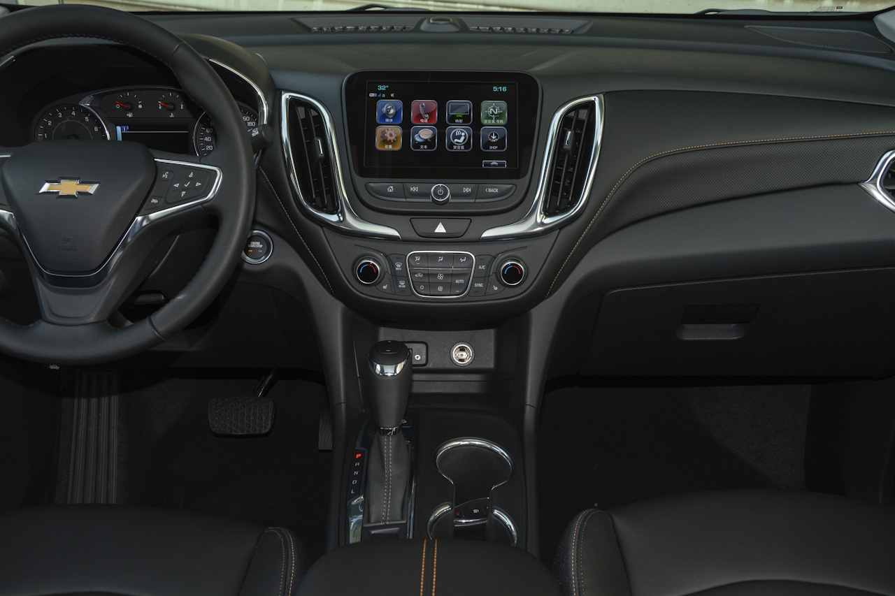 2018款探界者RS 2.0T自动四驱捍界版550T