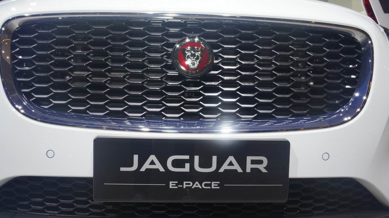 2018成都车展实拍：捷豹E-PACE