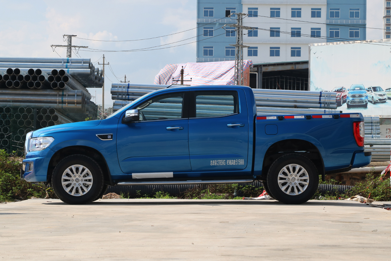 2018款领主2.5T手动柴油两驱豪华型