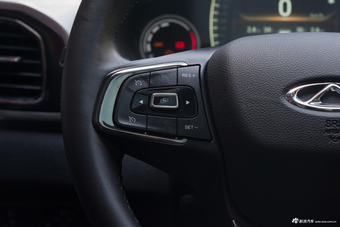 2018款瑞虎8 1.5T自动尊贵型 5座