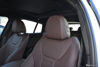 2019款宝马X4 2.0T自动xDrive25i M运动套装