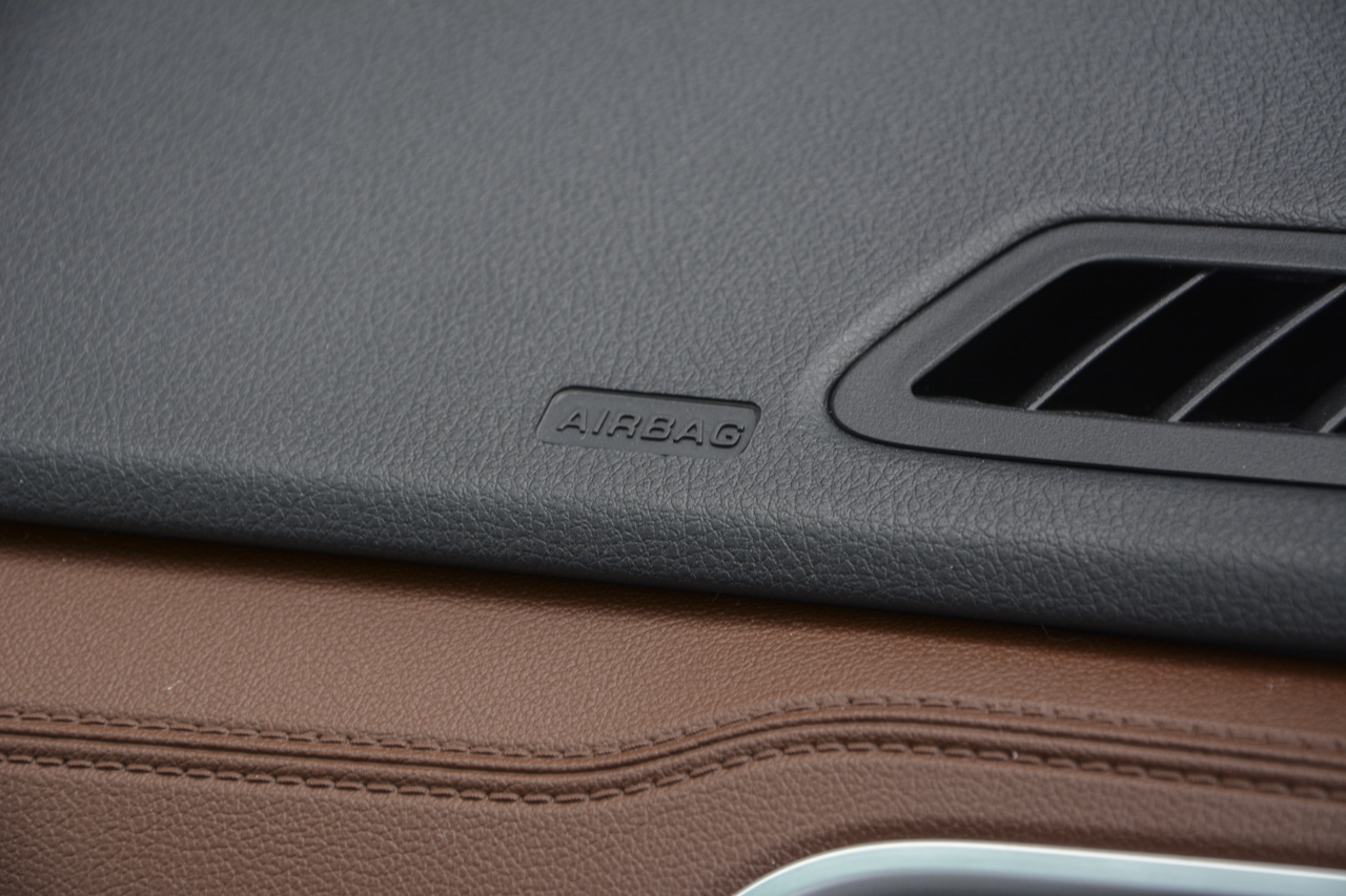 2017款斯威X7 1.5T自动智享型 