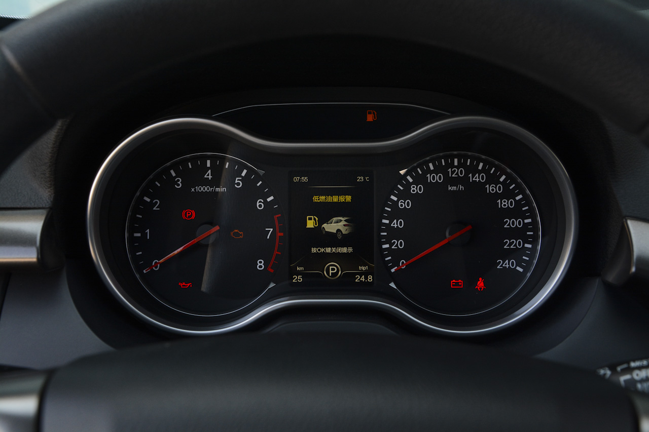 2017款奔腾X80 1.8T自动豪华型 