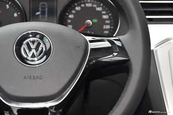 2018款迈腾1.4T自动280TSI DSG越享型