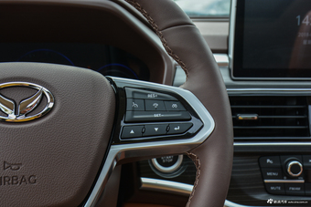 2018款北汽幻速S7 1.5T 手动尊贵型