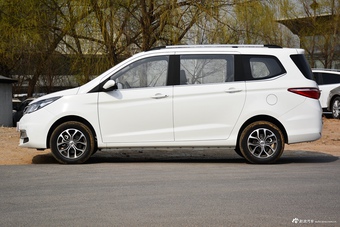 2017款欧尚1.5L手动豪华型