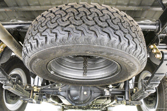 2015款小老虎2.4T手动精英版大双排4D25