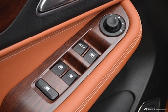 2017款宝骏560律动版1.5T手动乐享型