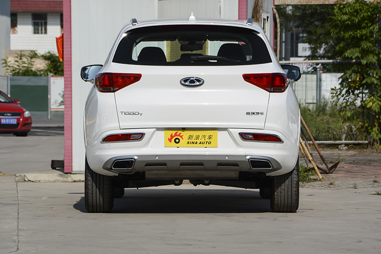 2018款瑞虎7 1.5T自动精英领先版