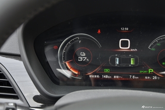 2018款比亚迪秦EV450 智联尊尚型