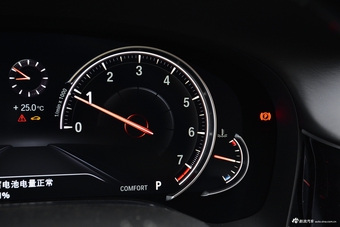 2018款宝马7系740Li 3.0T自动尊享型卓越套装xDrive