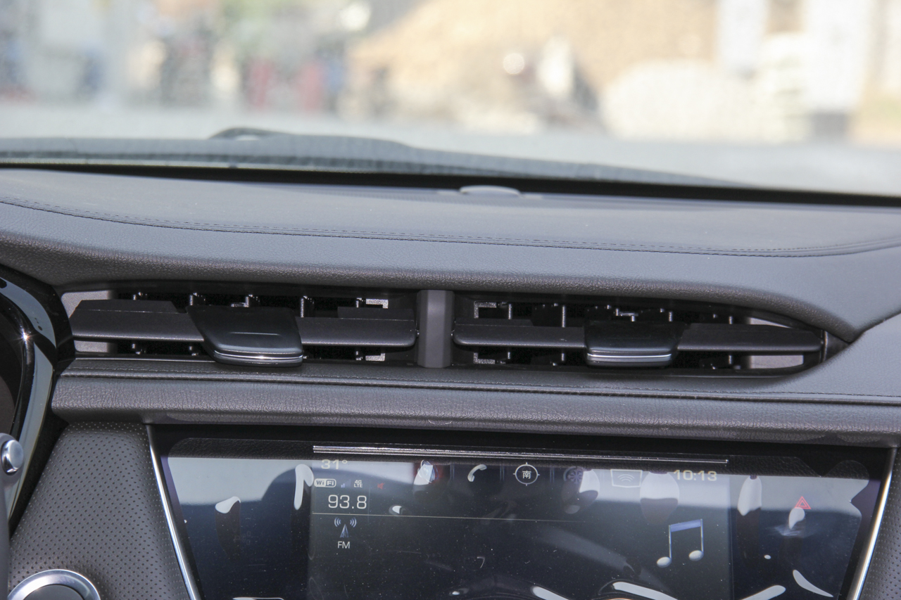 2018款XT5 2.0T自动25T技术型