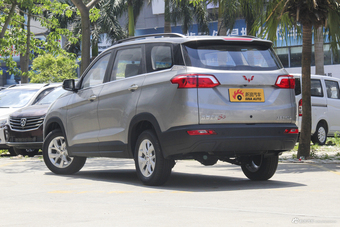 2018款五菱宏光S3 1.5L手动舒适型