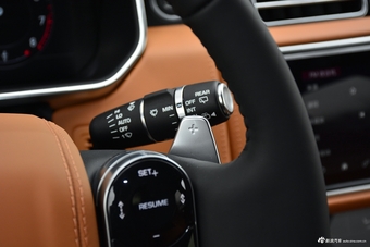 2018款揽胜5.0L自动V8 SC AB尊崇创世加长版