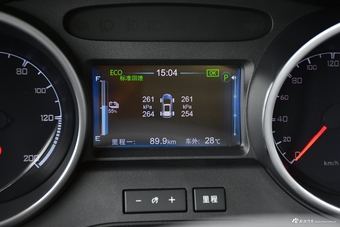 18款比亚迪元EV360 智联创酷型