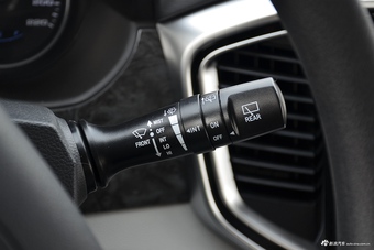 2016款瑞风M4 2.0L手动智能豪华型