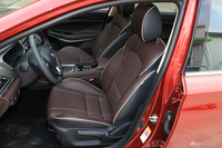 2018款睿骋CC1.5T自动豪雅型