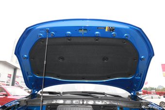 2017款名爵ZS 1.5L手动精英版 