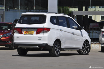 2017款启辰M50V 1.6L XL CVT豪华版