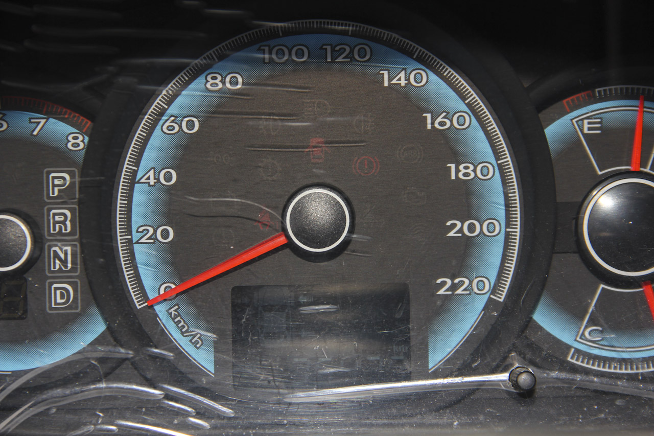 2015款骏派D60 1.8L自动尊贵型 白色