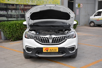 2017款中华V3 1.5L手动舒适型